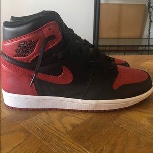 Jordan Retro Hi OG Bred 1 size 10.5 vnds